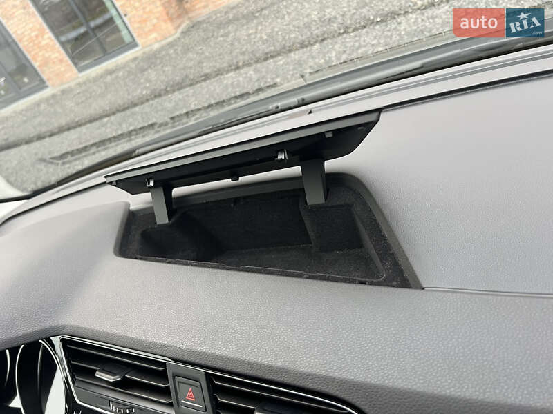 Мікровен Volkswagen Touran 2019 в Ковелі