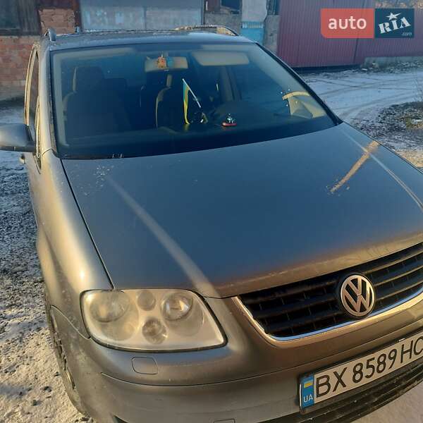 Мінівен Volkswagen Touran 2006 в Шепетівці