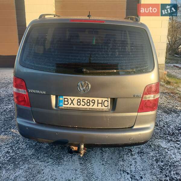 Мінівен Volkswagen Touran 2006 в Шепетівці