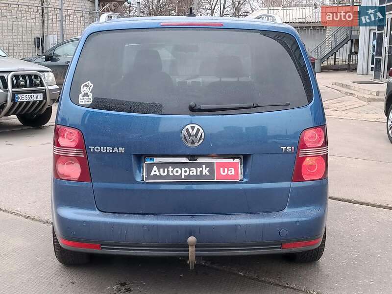 Минивэн Volkswagen Touran 2007 в Харькове