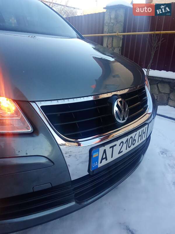 Минивэн Volkswagen Touran 2007 в Надворной фото 21 Минивэн Volkswagen Touran 2007 в Надворной