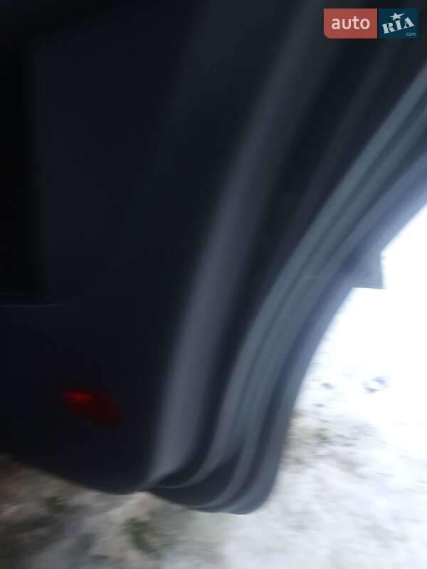 Минивэн Volkswagen Touran 2007 в Надворной фото 39 Минивэн Volkswagen Touran 2007 в Надворной