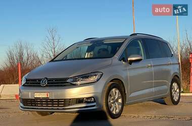 Микровэн Volkswagen Touran 2018 в Ужгороде