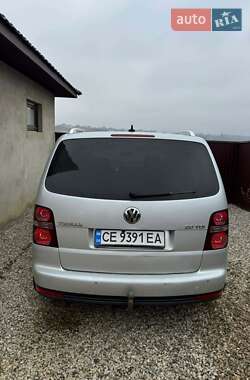 Минивэн Volkswagen Touran 2008 в Черновцах