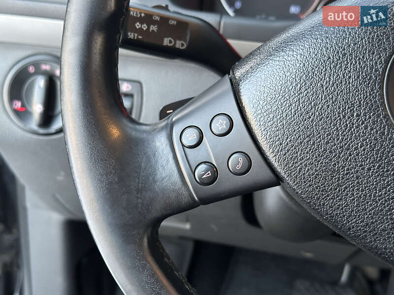 Мінівен Volkswagen Touran 2007 в Харкові фото 29 Мінівен Volkswagen Touran 2007 в Харкові