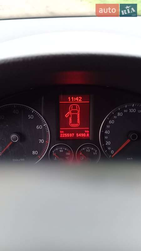 Мінівен Volkswagen Touran 2008 в Вознесенську