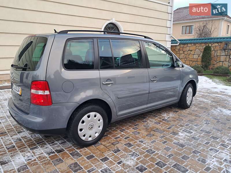 Минивэн Volkswagen Touran 2006 в Могилев-Подольске фото 8 Минивэн Volkswagen Touran 2006 в Могилев-Подольске