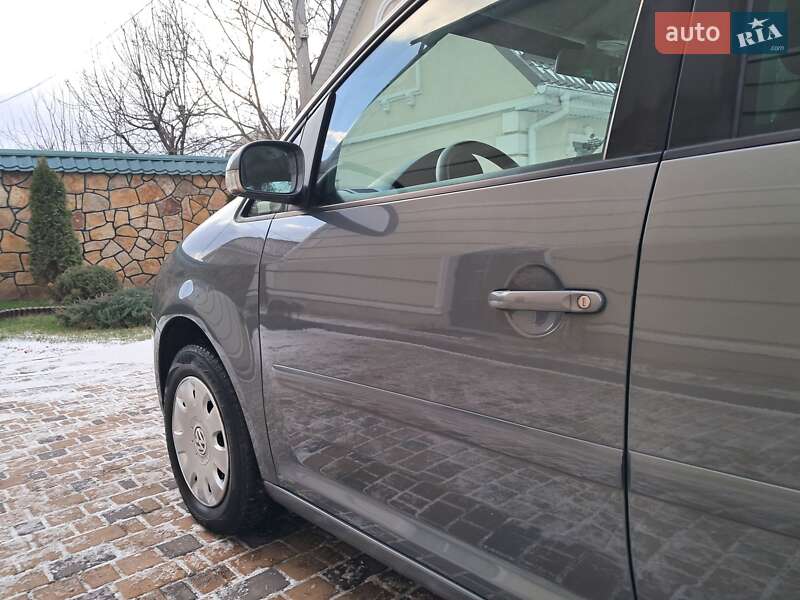 Минивэн Volkswagen Touran 2006 в Могилев-Подольске фото 37 Минивэн Volkswagen Touran 2006 в Могилев-Подольске