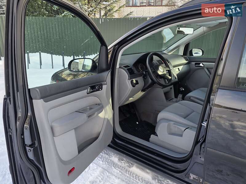 Минивэн Volkswagen Touran 2005 в Тернополе фото 19 Минивэн Volkswagen Touran 2005 в Тернополе