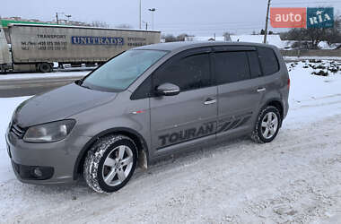 Минивэн Volkswagen Touran 2010 в Житомире