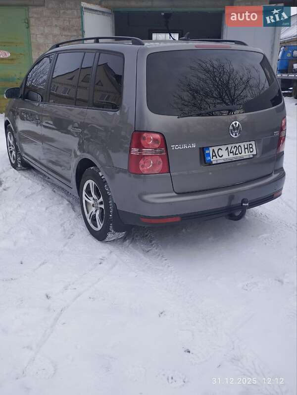 Минивэн Volkswagen Touran 2007 в Малой Виске фото 24 Минивэн Volkswagen Touran 2007 в Малой Виске