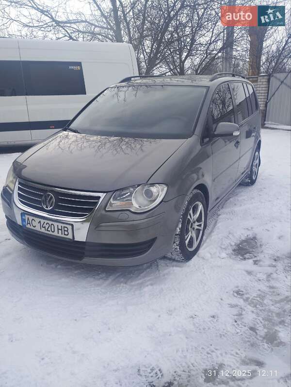 Минивэн Volkswagen Touran 2007 в Малой Виске фото 27 Минивэн Volkswagen Touran 2007 в Малой Виске