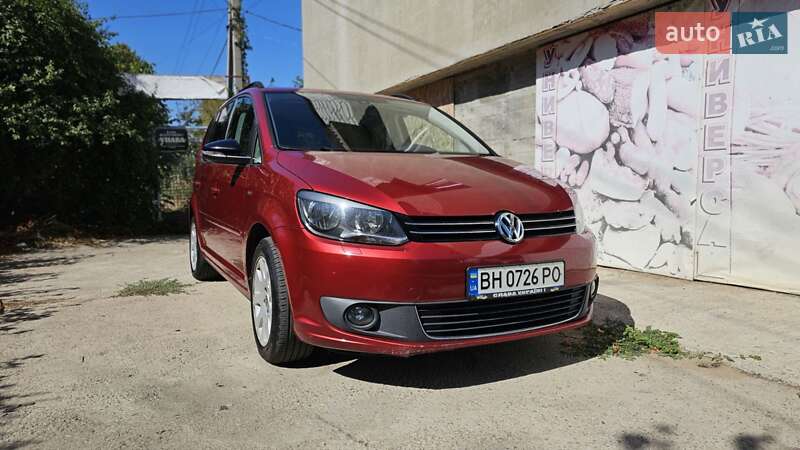 Volkswagen Touran 2012 Volkswagen Touran 2012