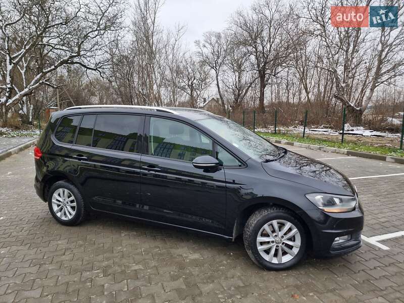 Мікровен Volkswagen Touran 2017 в Ковелі