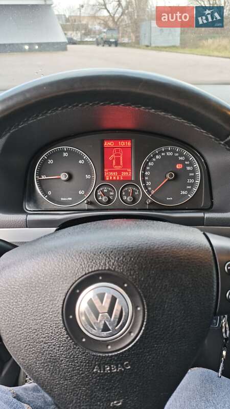 Минивэн Volkswagen Touran 2008 в Бердичеве