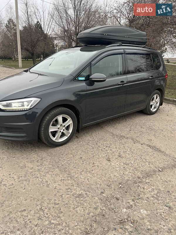 Мікровен Volkswagen Touran 2016 в Кривому Розі фото 2 Мікровен Volkswagen Touran 2016 в Кривому Розі