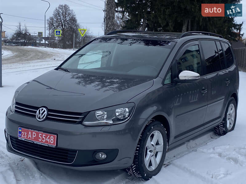 Volkswagen Touran 2011