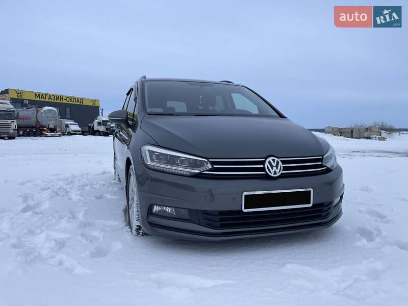 Volkswagen Touran 2019