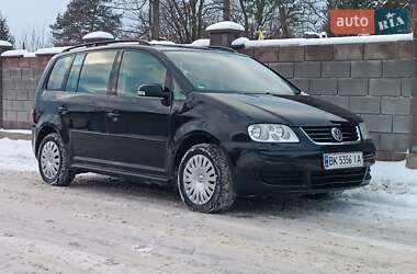 Минивэн Volkswagen Touran 2005 в Сарнах