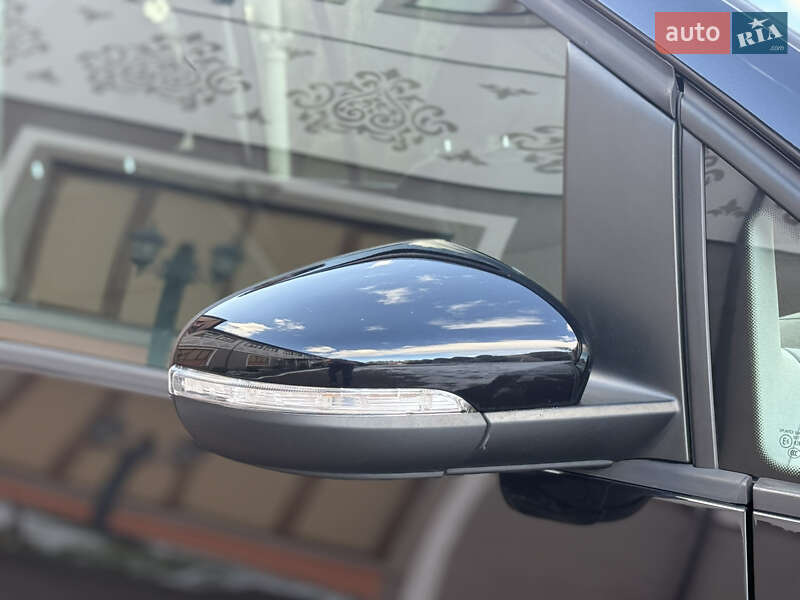Минивэн Volkswagen Touran 2011 в Стрые фото 28 Минивэн Volkswagen Touran 2011 в Стрые