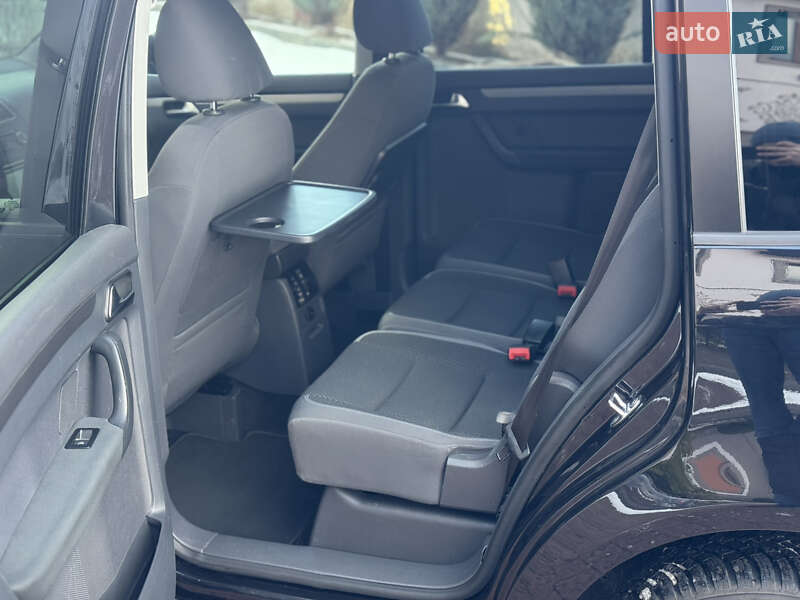 Минивэн Volkswagen Touran 2011 в Стрые фото 77 Минивэн Volkswagen Touran 2011 в Стрые