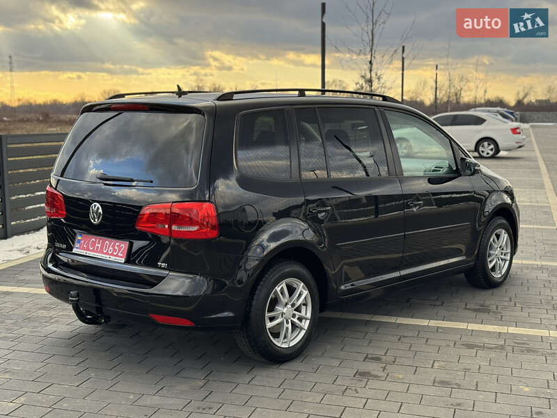 Минивэн Volkswagen Touran 2011 в Мукачево