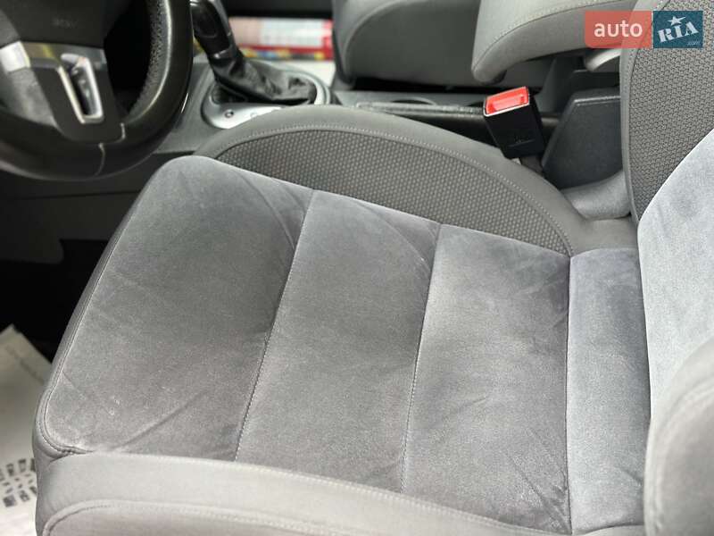 Минивэн Volkswagen Touran 2011 в Дрогобыче фото 85 Минивэн Volkswagen Touran 2011 в Дрогобыче