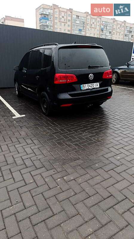 Volkswagen Touran 2013