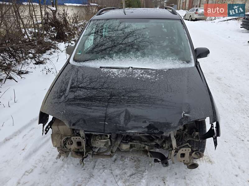 Минивэн Volkswagen Touran 2005 в Бучаче фото 8 Минивэн Volkswagen Touran 2005 в Бучаче