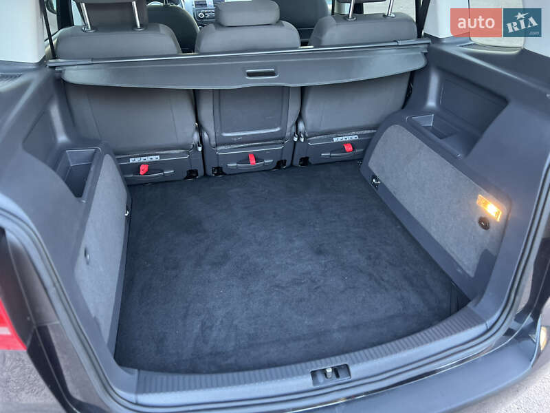 Минивэн Volkswagen Touran 2011 в Бердичеве фото 37 Минивэн Volkswagen Touran 2011 в Бердичеве