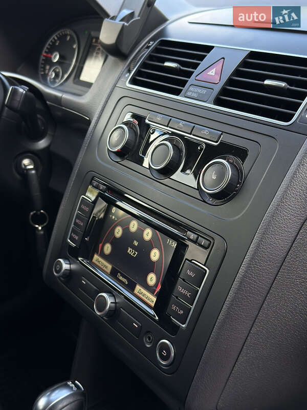 Минивэн Volkswagen Touran 2011 в Самборе фото 55 Минивэн Volkswagen Touran 2011 в Самборе