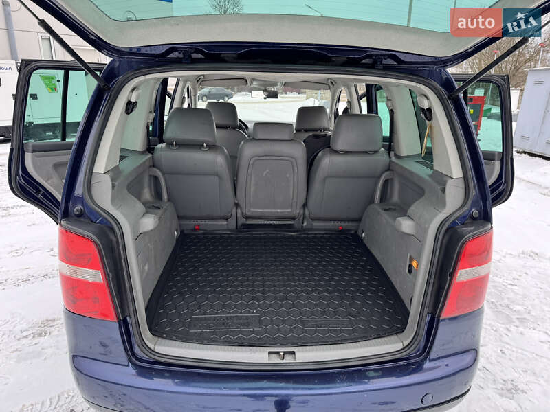 Мінівен Volkswagen Touran 2004 в Костопілі фото 21 Мінівен Volkswagen Touran 2004 в Костопілі