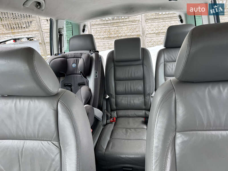 Мінівен Volkswagen Touran 2004 в Костопілі фото 25 Мінівен Volkswagen Touran 2004 в Костопілі