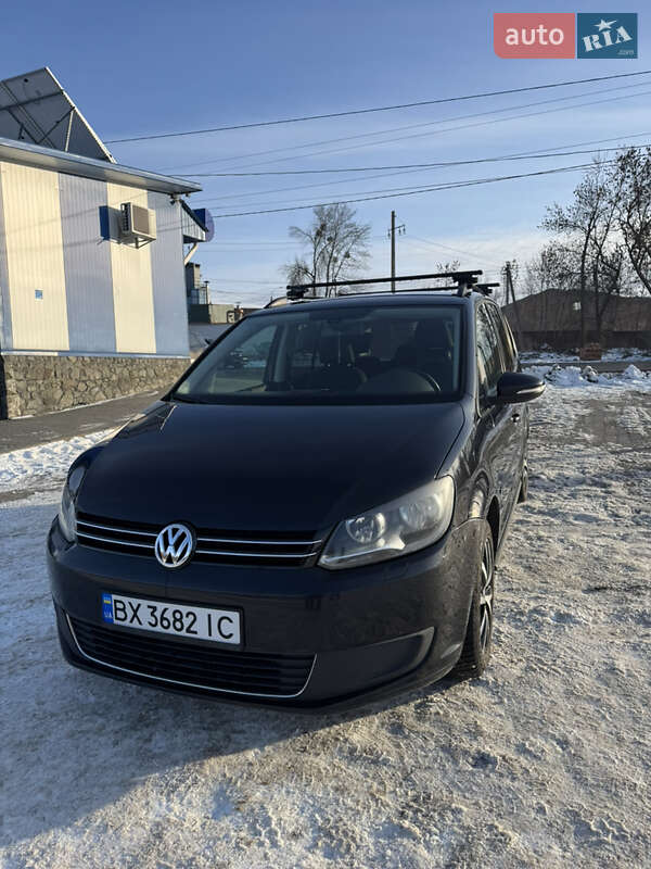 Volkswagen Touran 2012
