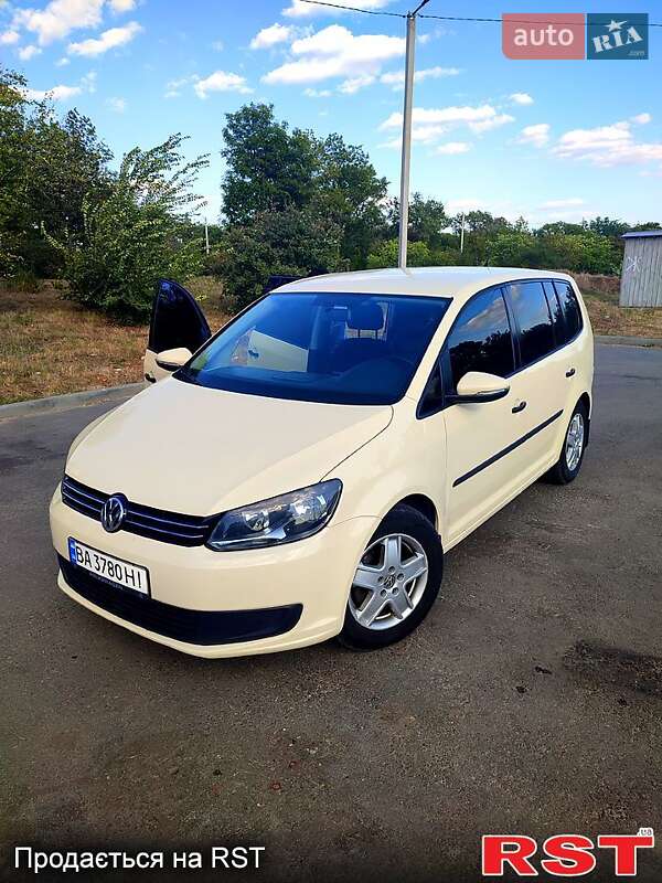 Volkswagen Touran 2013 Volkswagen Touran 2013