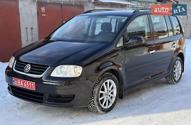 Минивэн Volkswagen Touran 2006 в Христиновке