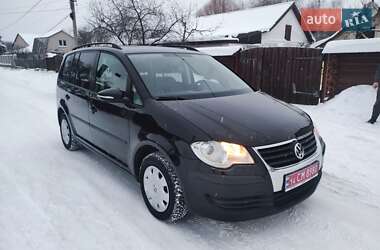 Минивэн Volkswagen Touran 2009 в Житомире