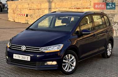 Микровэн Volkswagen Touran 2016 в Тернополе