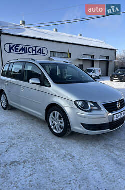 Минивэн Volkswagen Touran 2009 в Белой Церкви