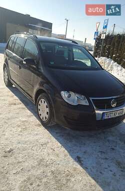 Минивэн Volkswagen Touran 2006 в Луцке