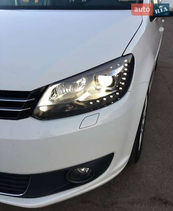 Volkswagen Touran 2014