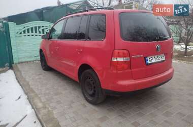 Минивэн Volkswagen Touran 2005 в Радсаде
