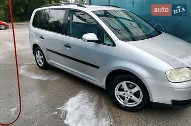 Минивэн Volkswagen Touran 2004 в Львове