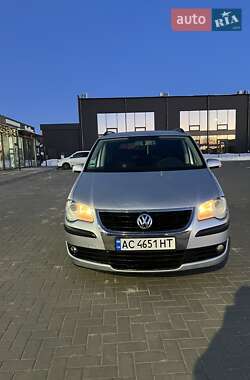 Минивэн Volkswagen Touran 2007 в Луцке