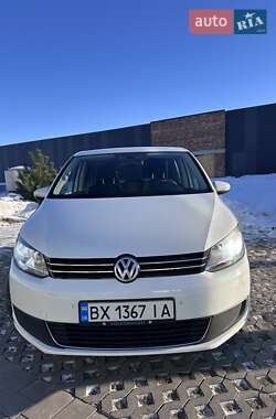 Минивэн Volkswagen Touran 2014 в Хмельницком