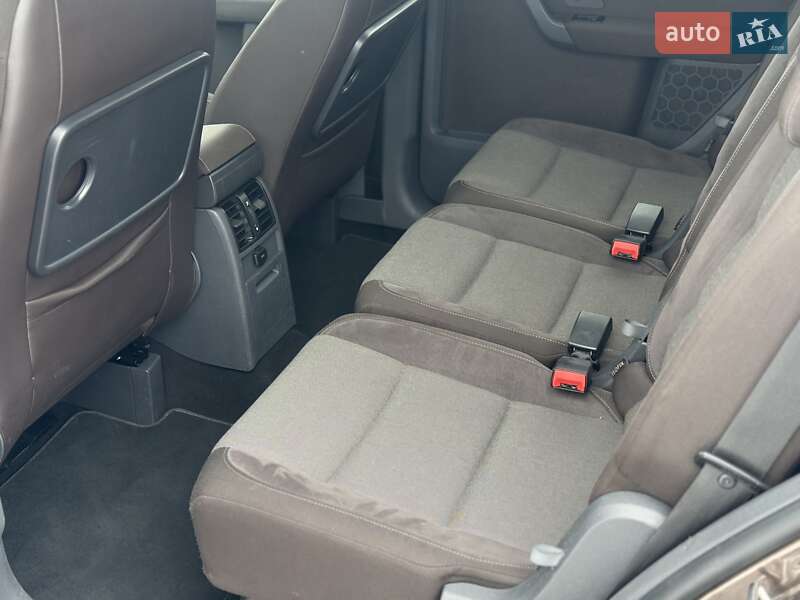 Минивэн Volkswagen Touran 2012 в Сарнах фото 38 Минивэн Volkswagen Touran 2012 в Сарнах