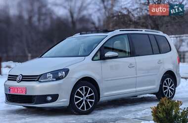 Минивэн Volkswagen Touran 2011 в Стрые
