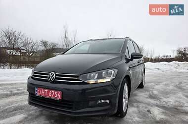 Микровэн Volkswagen Touran 2021 в Бережанах