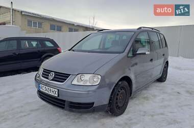 Минивэн Volkswagen Touran 2006 в Славуте