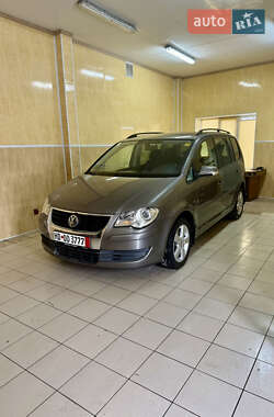 Минивэн Volkswagen Touran 2008 в Хмельницком